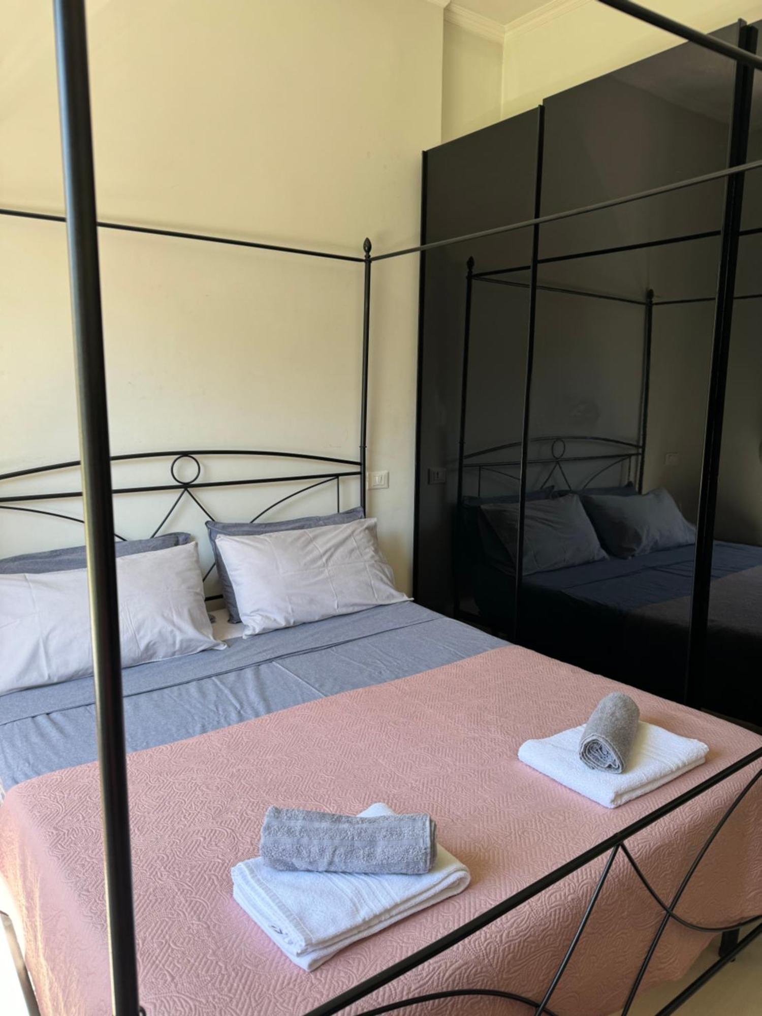 Hotel Una Stanza Privata Vicino Al Vaticano. Roma Exterior foto